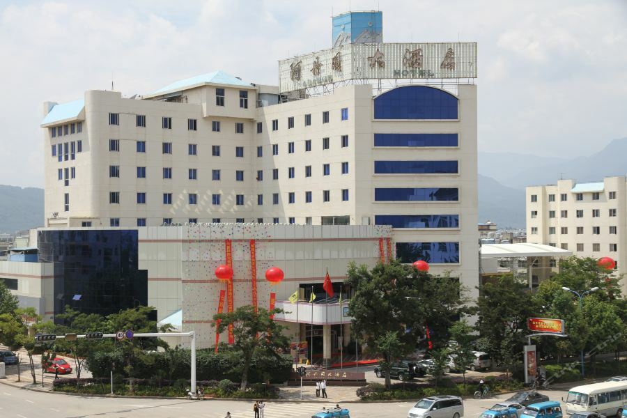 Adange Resort Hotel Lijiang  Bagian luar foto